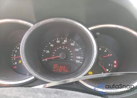 2011 Kia Sorento Lx from USA, damaged, VIN 5XYKT3A15BG100228